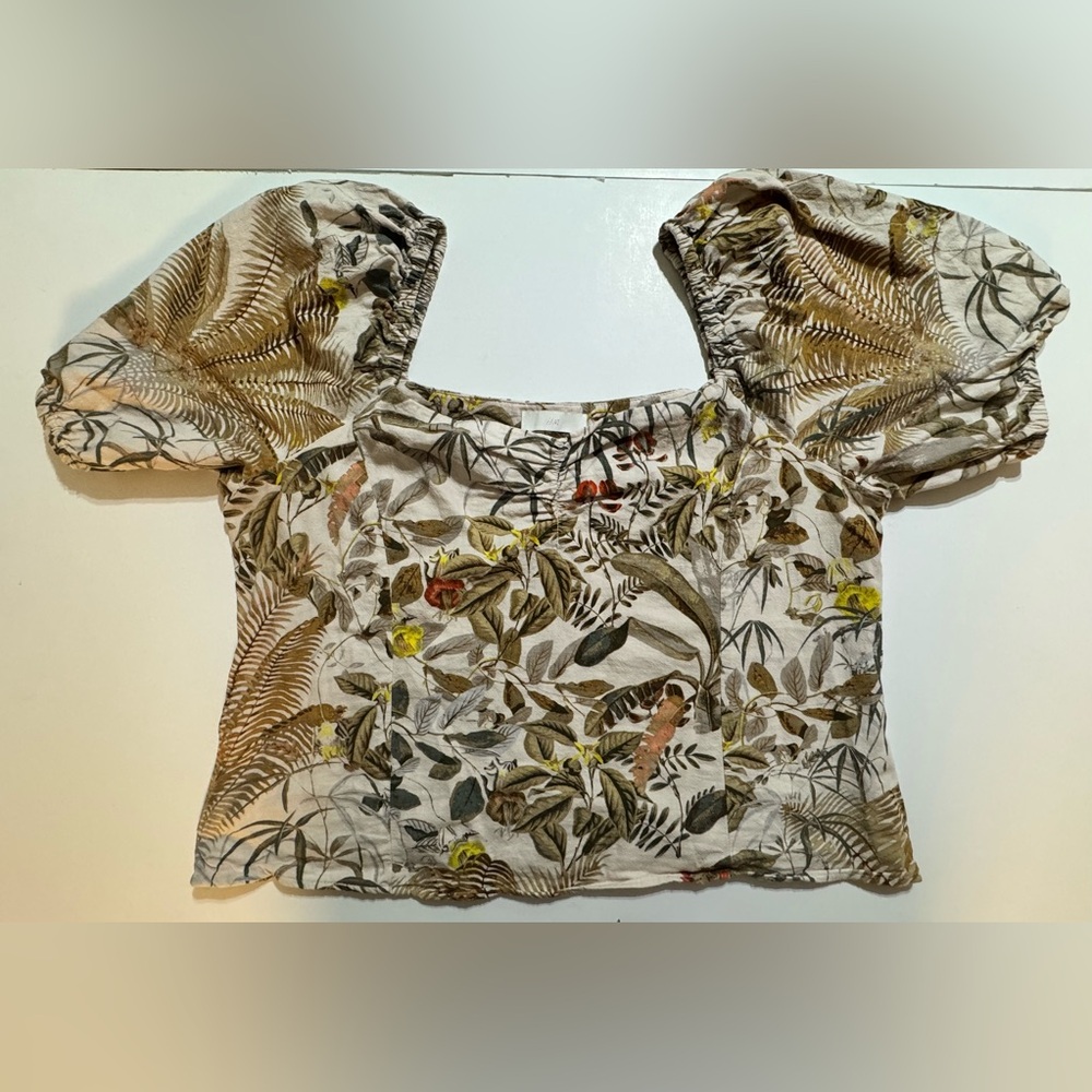 H&M linen blend botanical puff sleeve crop top large